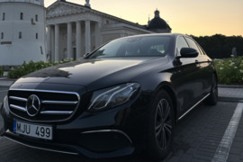 Mercedes-Benz E-Class nuoma su vairuotoju – verslo ir privatiems klientams