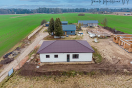 Namas Kauno r. sav., Didvyriai, Kurapkų g.
