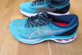 40d. Nauji Asics Kayano 27 batai