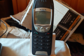 Nokia 6210
