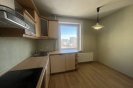 PILAITĖJE PARDUODAMAS  LABAI ERDVUS PRABANGIAI  SUPLANUOTAS 3K.BUTAS SU LODŽIJA-15 KV.M.