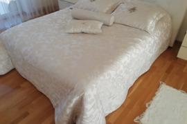 Naujos Lovatiesės