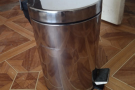 Siuksledeze su pedalu (nedidele)