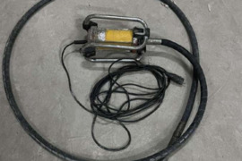 Giluminis betoni sutankintojas 220v, velenas 4m