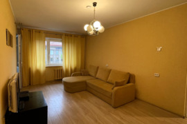 3 KAMBARIŲ BUTAS NAUJAMIESTYJE, S. Konarskio g.