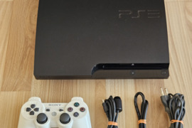 Sony Playstation 3 atrištas + 68 žaidimai