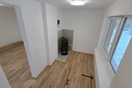 Panevėžio r sav. Naujikų k. Pakalnės g. 10