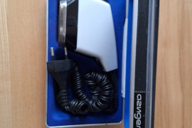 Parduodama elektrinė barzdaskutė