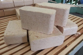 Briketai, 189 eur granulės 199 eur