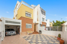 Kotedžas Ispanijoje, Orihuela Costa