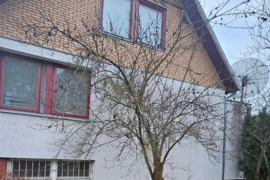  PARDUODAMAS NAMAS ALYTUJE – SENAMIESTYJE, RAMIOJE KURORTINĖJE VIETOJE PRIE NEMUNO IR PUŠYNO