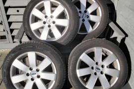 Ford , Lieti ratlankiai, R-16