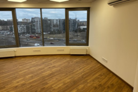 PARDUODAMOS 89.47 m2 KOMERCINĖS PATALPOS VERSLO CENTRE 