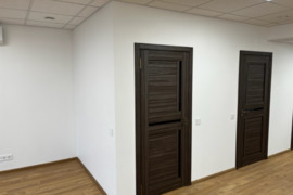 PARDUODAMOS 89.47 m2 KOMERCINĖS PATALPOS VERSLO CENTRE 