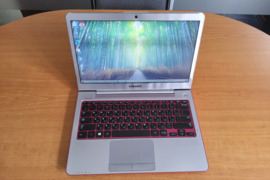 Samsung Np530u3c: 13.3