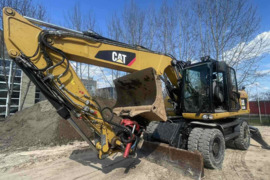 Ratinio ekskavatoriaus operatoriaus