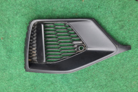 4m8 807 682a, Audi Q8 Kitas Autodalys