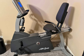 Dviratis treniruoklis Life fitness R1 GO