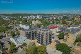 Parduodamas gerai įrengtas vieno kambario butas bloke.  Apie butą:  - Kambarys bloke (bloke yra: 2 k