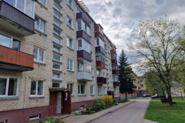 Pardodamas 3 kambarių butas Marijonų g. Panevėžyje