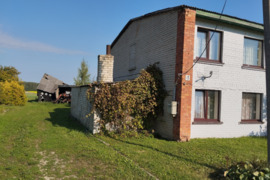 Parduodamas namas su sklypu sodu