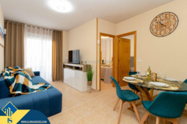Apartamentas su bendru baseinu, Alicante provincijoje, Torrevieja mieste. 5 kambariai | 60 m² | 750 