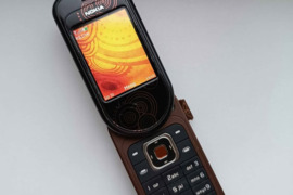 GERAS NOKIA 7373, SUKAMAS TELEFONAS