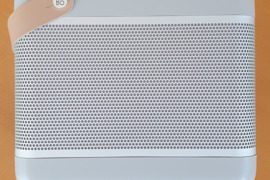 Bang & Olufsen Beolit 17  Kolonėlės, garsiakalbiai
