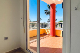 Vila su privačiu baseinu, Alicante provincijoje, Guardamar del Segura mieste. 4 kambariai | 115 m² |