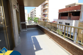 Apartamentas su terasa, Alicante provincijoje, Torrevieja mieste, Playa del Cura rajone. 5 kambariai