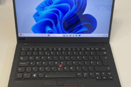 Lenovo Thinkpad X1 Carbon I7-10610U 256GB SSD 16 GB RAM