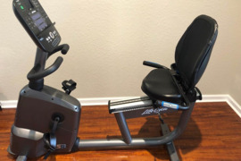 Dviratis treniruoklis Life fitness Rs3