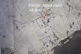 Parduodama dalis sodybos netoli ežero