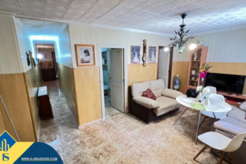 Apartamentas netoli jūros, Alicante provincijoje, Torrevieja mieste. 5 kambariai | 105 m² | 250 metr
