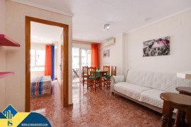 Apartamentas su bendru baseinu, Alicante provincijoje, Torrevieja mieste. 3 kambariai | 59 m² | 200 