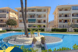 Bungalas su bendru baseinu, Alicante provincijoje, Torrevieja mieste. 4 kambariai | 60 m² | 500 metr