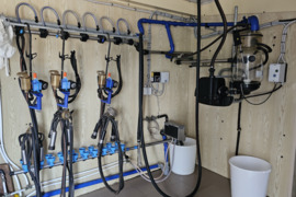 Melzimo įranga 54karvėms, DeLaval. Pieno šaldytuvas 1,2t.