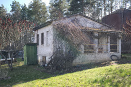 Parduodamas sodo sklypas su nameliu s/b 