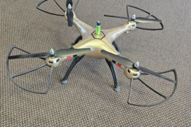 Dronas -  didelis SYMA X8 HW