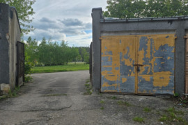 Garažas Vilnius, Lazdynai, Erfurto g.