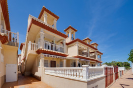 Stilingi apartamentai su stogo terasa