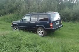 Jeep Cherokee
