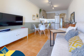 Renovuotas bungalas su terasa, Alicante provincijoje, Torrevieja mieste. 2 kambariai | 57 m² | 1.5 k