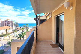 Tvarkingi apartamentai šalia jūros