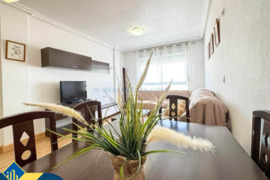 Apartamentas su terasa, Alicante provincijoje, Torrevieja mieste, Playa del Cura rajone. 4 kambariai