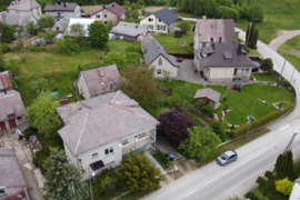 Namas Plungės r. sav., Plungė, Klevų g.