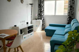 Apartamentas su bendru baseinu, Alicante provincijoje, Torrevieja mieste. 3 kambariai | 75 m² | 650 