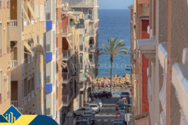 Apartamentas su terasa, Alicante provincijoje, Torrevieja mieste, Playa del Cura rajone. 3 kambariai