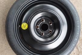 Toyota , Atsarginis ratas, R-17
