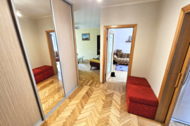 Erdvus 4 kambarių butas S. Žukausko g. Eiguliai, Kaunas. Kaina 132000